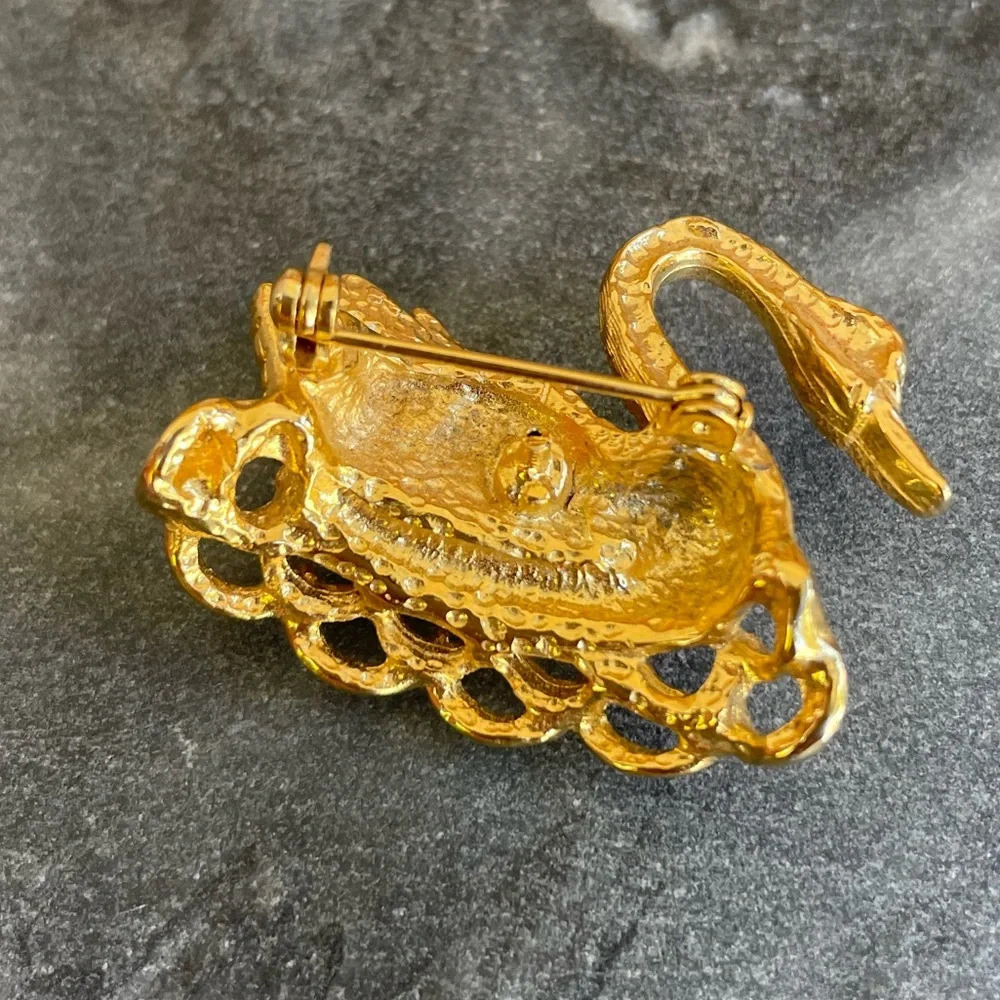 Vintage Gold Swan Brooch with Pink Accent